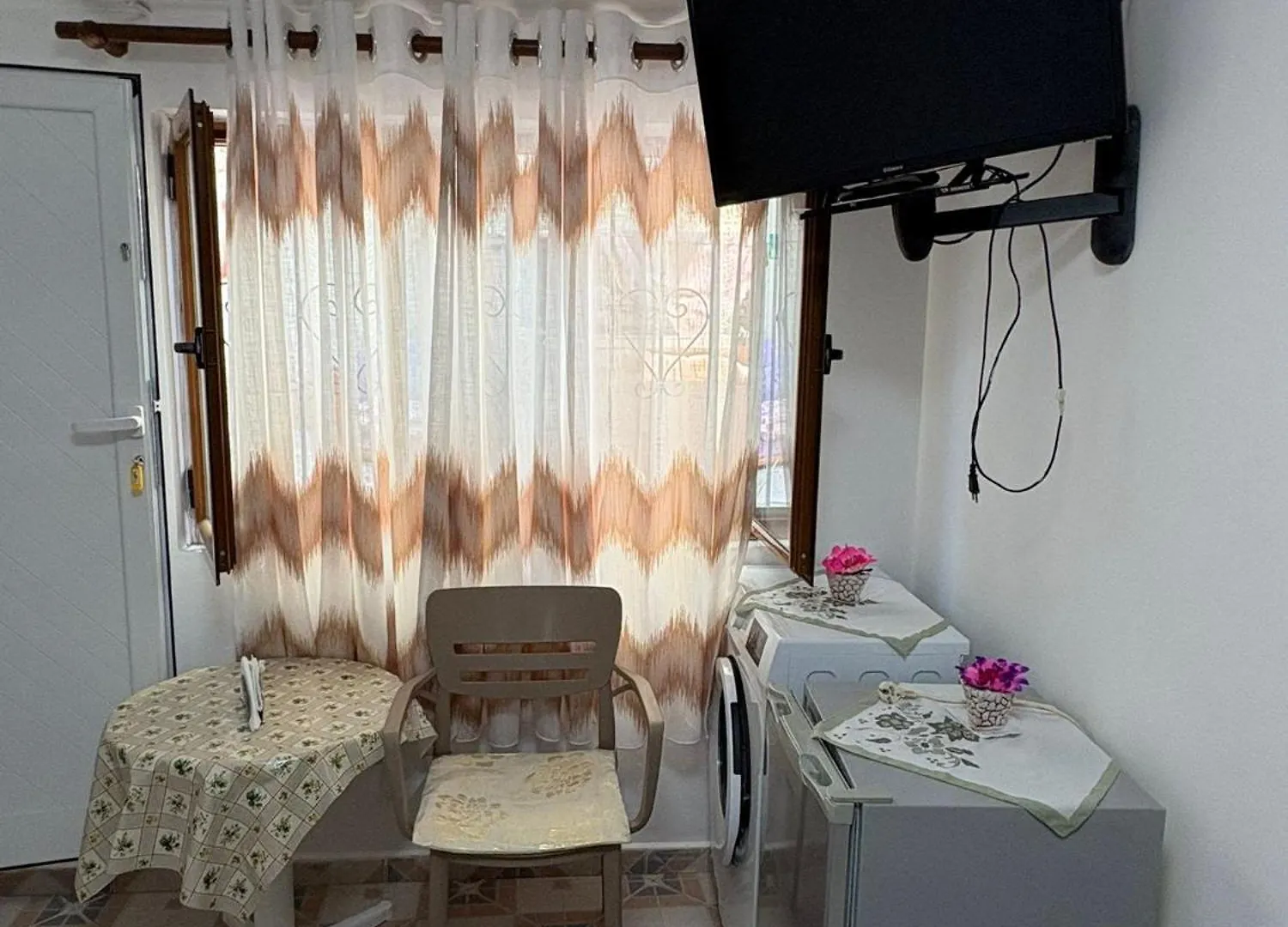 Hermes Apartments Sarande